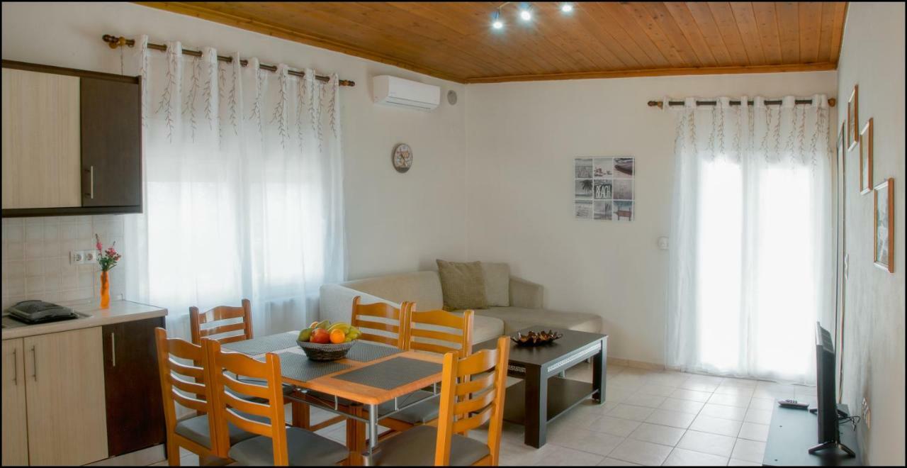 Sunray Separate Villa Скала-Сотирос Экстерьер фото