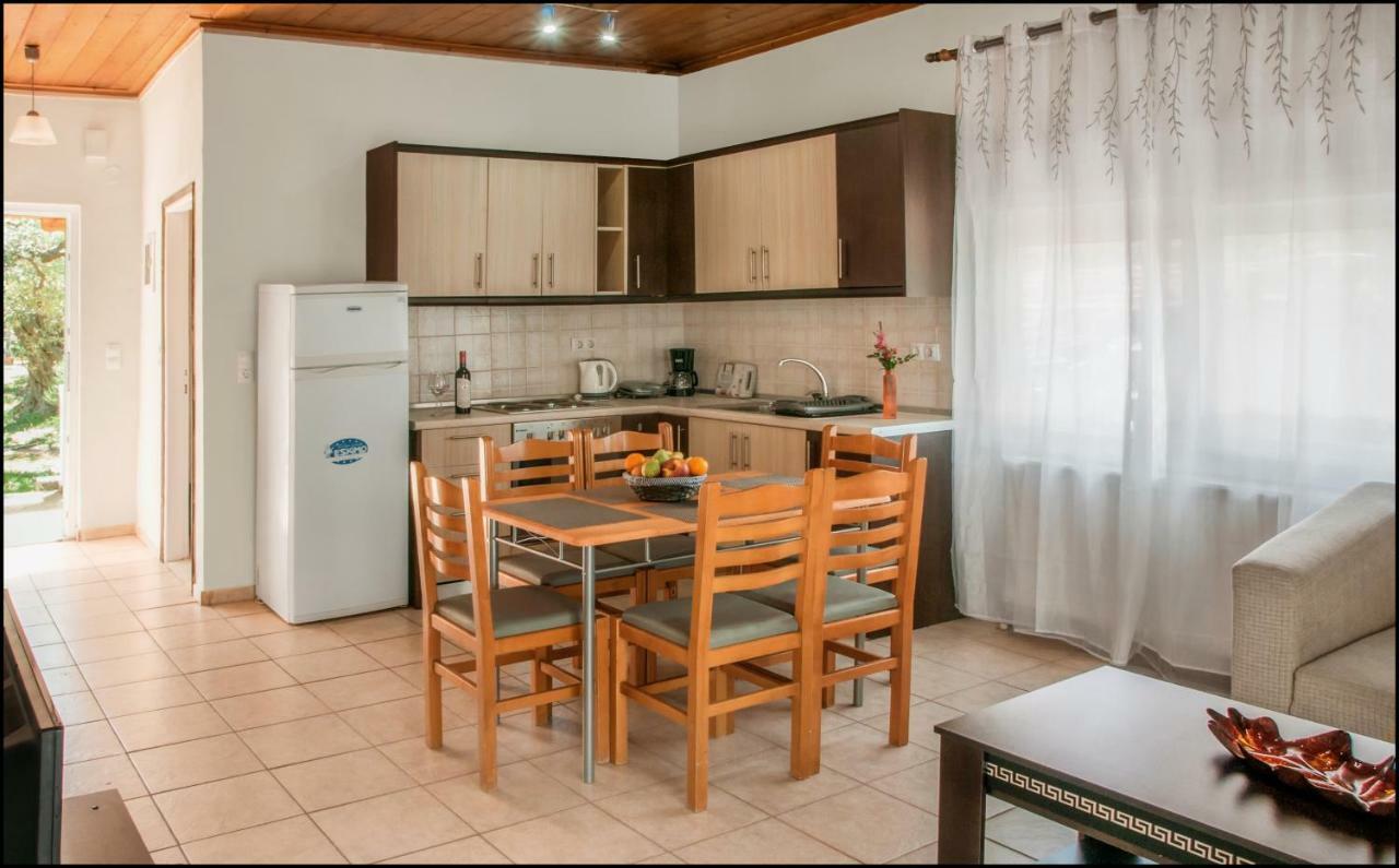 Sunray Separate Villa Скала-Сотирос Экстерьер фото