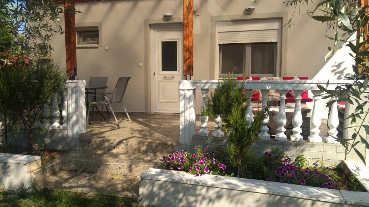 Sunray Separate Villa Скала-Сотирос Экстерьер фото